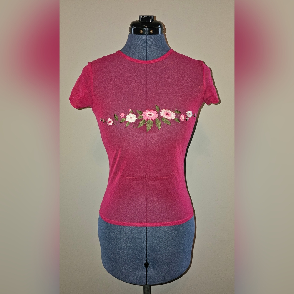 NY&CO Sheer Magenta Floral Embroidered Short Sleeve Top